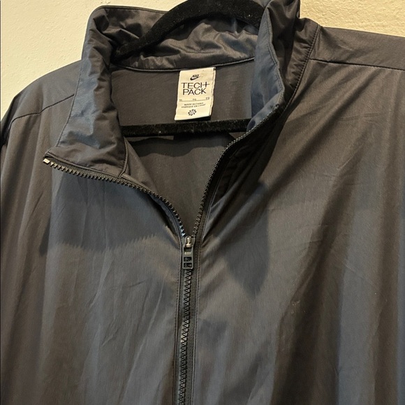 Nike Tech Pack XL Black Jogger Jumpsuit Zipper Pink Pocket Zip - Picture 4 of 14